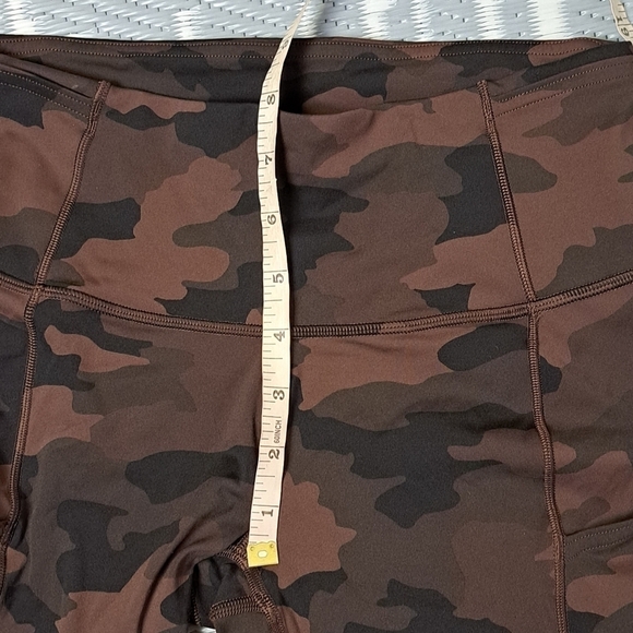 LULULEMON Fast and Free Tight II - Picture 13 of 14